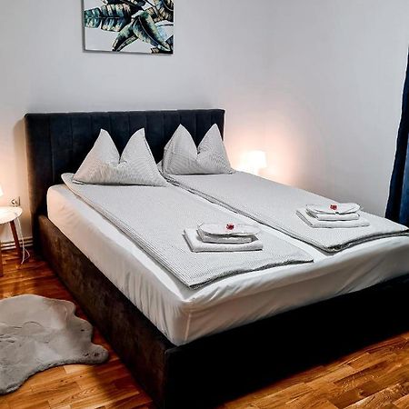 Apartament Alina Deva Eksteriør bilde